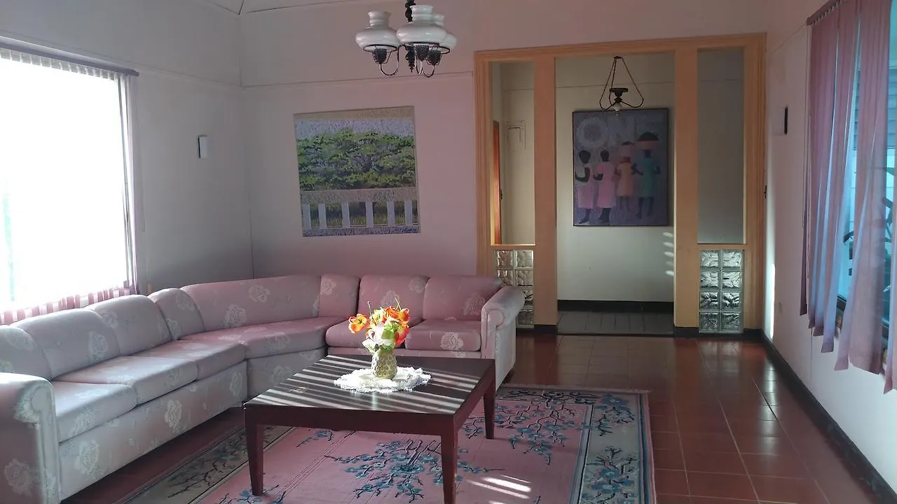 Cartref Creative Cribs Hotel Port Maria Guest house
