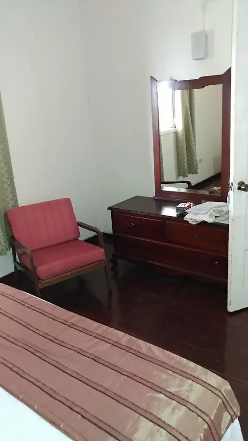 Guest house Cartref Creative Cribs Hotel Port Maria