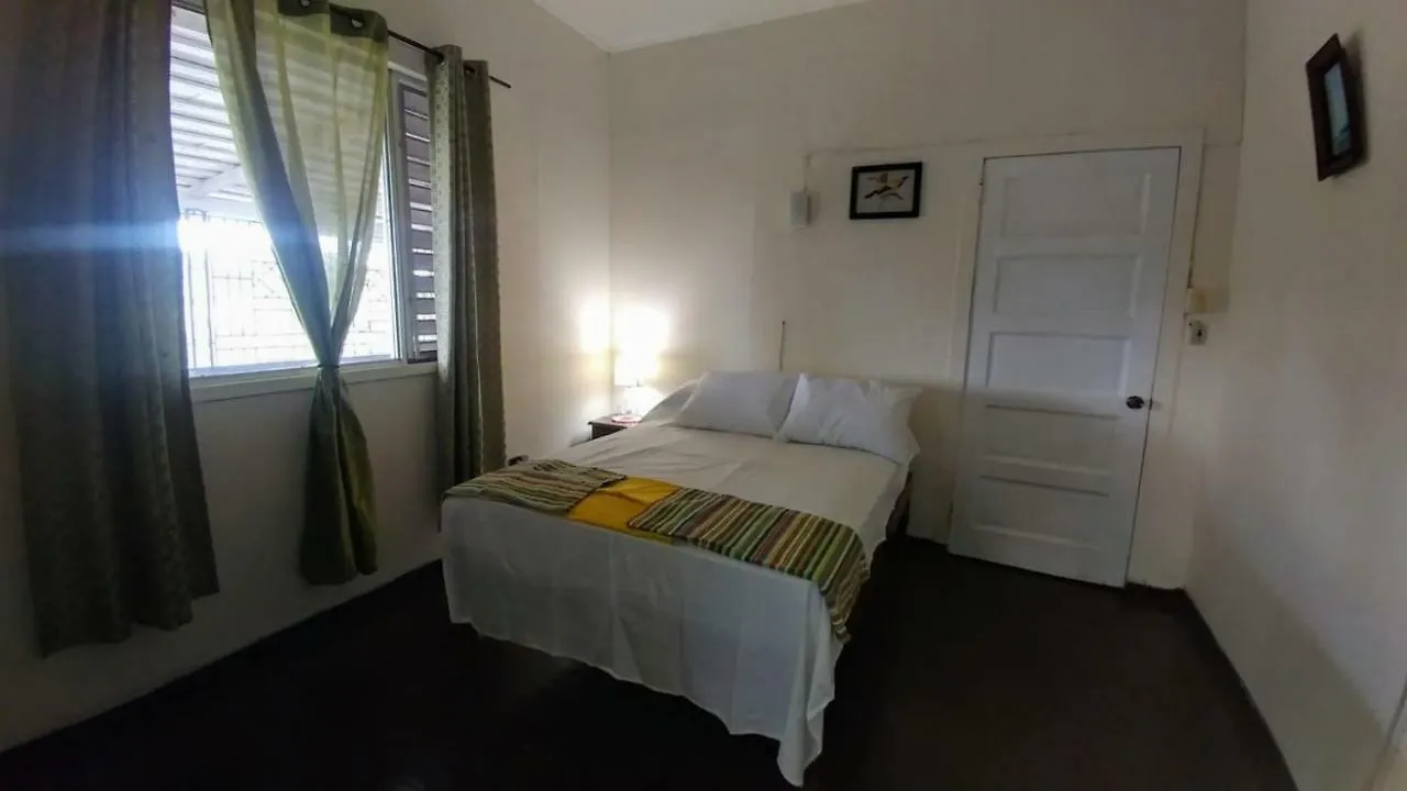 Cartref Creative Cribs Hotel Port Maria Guest house